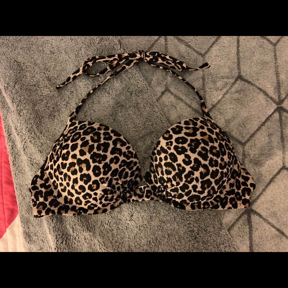 Leopard print bikini top
